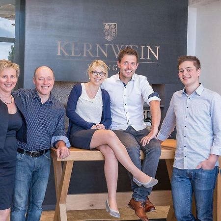 ホテル Weingut Kernwein Seinsheim エクステリア 写真