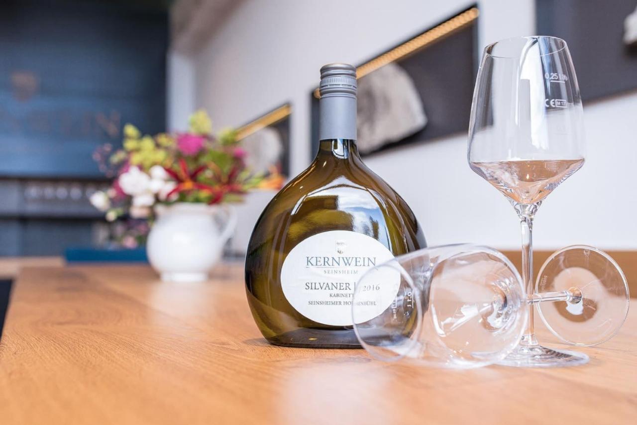 ホテル Weingut Kernwein Seinsheim エクステリア 写真